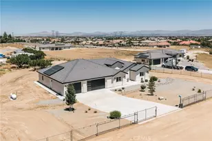 12026 Belmont Rd, Oak Hills, CA 92344 - Photo 50