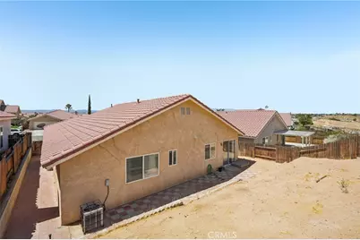 17560 Hudson, Victorville, CA 92395 - Photo 26