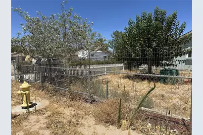 14650 Maricopa Road, Victorville, CA 92392 - Photo 2