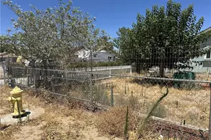 14650 Maricopa Rd, Victorville, CA 92392 - Photo 2