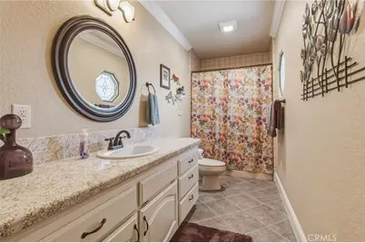 7732 Daisy, Oak Hills, CA 92344 - Photo 36
