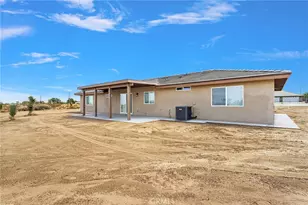10520 Mono Rd, Phelan, CA 92371 - Photo 32