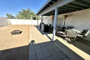 22122 Goshute, Apple Valley, CA 92307 - Photo 24