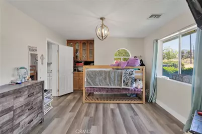 10325 Sheep Creek Rd, Phelan, CA 92371 - Photo 16