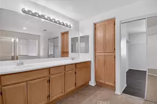 13878 Chestnut, Victorville, CA 92392 - Photo 32