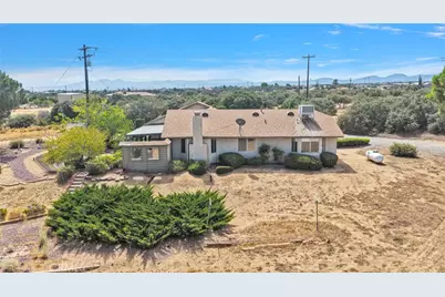 7824 Columbine, Oak Hills, CA 92344 - Photo 50