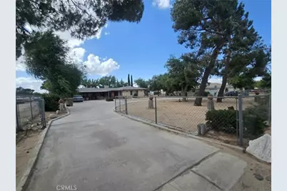 9100 11th, Hesperia, CA 92345 - Photo 2