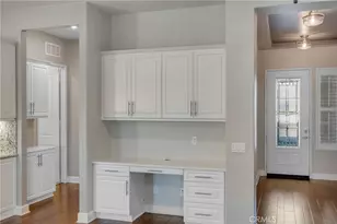 18952 Cassia Ct, Apple Valley, CA 92308 - Photo 8