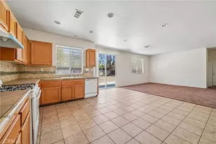 13960 Swallowtail, Victorville, CA 92394 - Photo 18