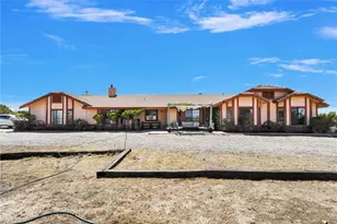 11778 Buffalo, Hesperia, CA 92344 - Photo 2