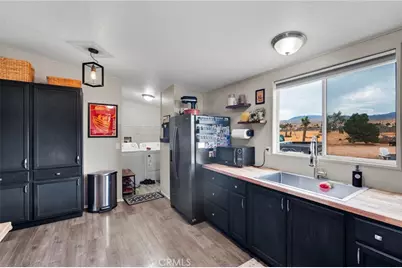 23036 Cerra Vista Court, Apple Valley, CA 92308 - Photo 14