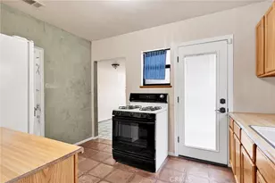 18058 Jonathan St, Adelanto, CA 92301 - Photo 10