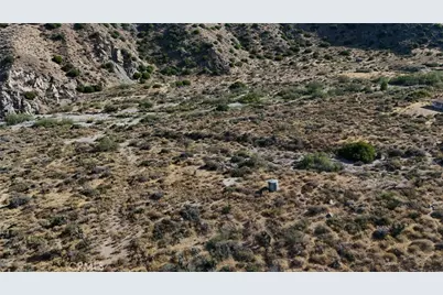 752 Big Morongo Canyon Road, Morongo Valley, CA 92256 - Photo 8