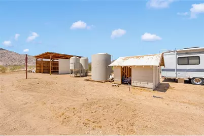 12660 Ivanhoe Road, Lucerne Valley, CA 92356 - Photo 34