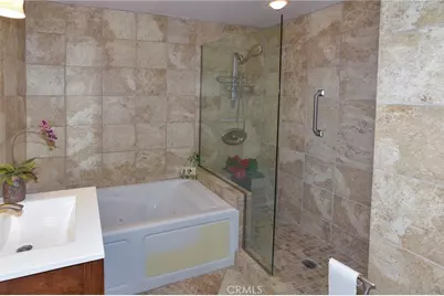 4732 Amberwood Court, Carlsbad, CA 92008 - Photo 12