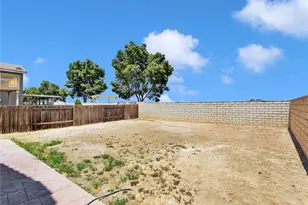 13742 Summer Wind, Victorville, CA 92394 - Photo 26