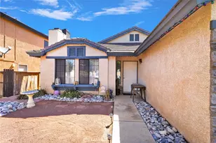 12461 Emeraldstone, Victorville, CA 92392 - Photo 4
