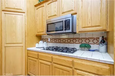 18572 Olalee Lane, Apple Valley, CA 92307 - Photo 8