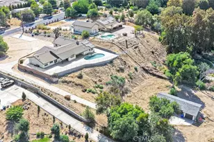 14942 Riverside Dr, Apple Valley, CA 92307 - Photo 74