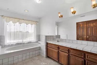 14942 Riverside Drive, Apple Valley, CA 92307 - Photo 48
