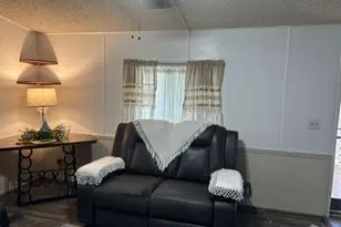 13393 Mariposa, Victorville, CA 92395 - Photo 4