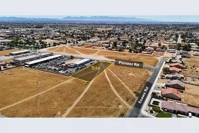 0 Pioneer, Apple Valley, CA 92307 - Photo 4
