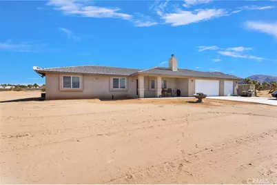 23520 Pala, Apple Valley, CA 92307 - Photo 2