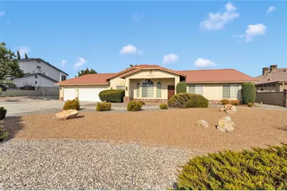 16249 Crown Valley Drive, Apple Valley, CA 92307 - Photo 2