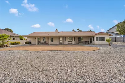 16249 Crown Valley Drive, Apple Valley, CA 92307 - Photo 48