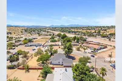 17405 Adobe, Hesperia, CA 92345 - Photo 38