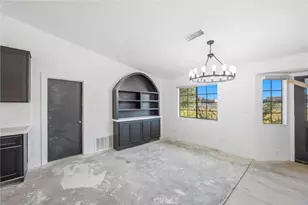15888 Bear Valley Rd, Victorville, CA 92395 - Photo 20