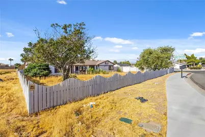 15888 Bear Valley Road, Victorville, CA 92395 - Photo 4