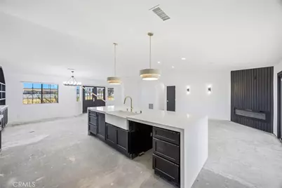 15888 Bear Valley Road, Victorville, CA 92395 - Photo 16