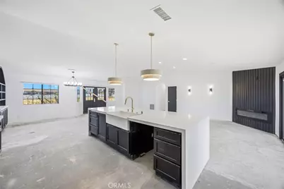 15888 Bear Valley Road, Victorville, CA 92395 - Photo 16