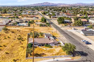 15888 Bear Valley Rd, Victorville, CA 92395 - Photo 60