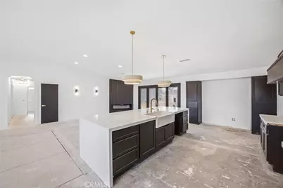 15888 Bear Valley Road, Victorville, CA 92395 - Photo 10