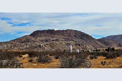 800 Las Tunas Dr., Apple Valley, CA 92308 - Photo 2