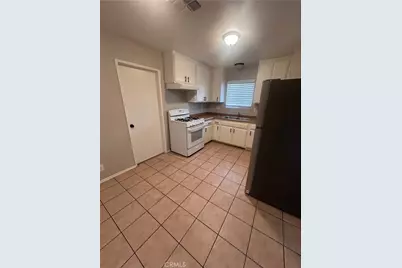 16458 Spruce, Hesperia, CA 92345 - Photo 6
