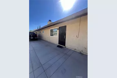 16458 Spruce, Hesperia, CA 92345 - Photo 4