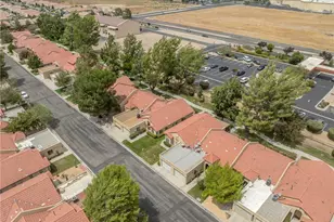 19064 Elm Dr, Apple Valley, CA 92308 - Photo 32