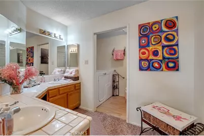 19064 Elm Drive, Apple Valley, CA 92308 - Photo 16