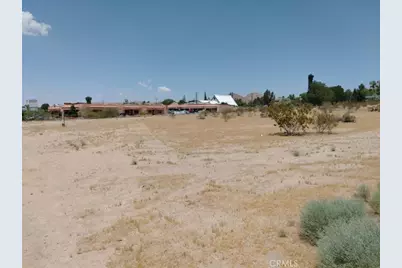 18600 Happy Trails, Apple Valley, CA 92307 - Photo 4