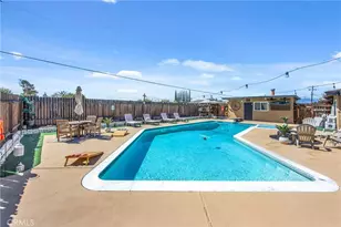 19185 Shoshonee, Apple Valley, CA 92307 - Photo 4
