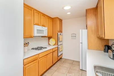 8767 Silver Rock, Pinon Hills, CA 92372 - Photo 10