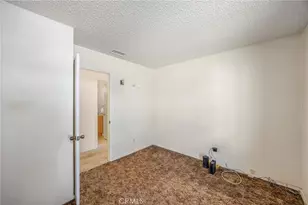1933 Forane, Barstow, CA 92311 - Photo 18