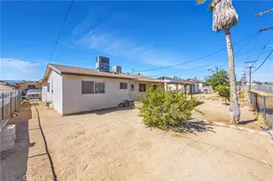 1933 Forane, Barstow, CA 92311 - Photo 28
