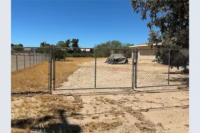 17035 Deodar, Hesperia, CA 92345 - Photo 20