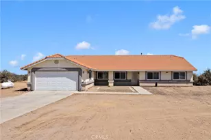 9352 Cedar St, Oak Hills, CA 92344 - Photo 2