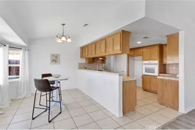 9352 Cedar Street, Oak Hills, CA 92344 - Photo 18