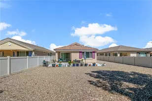 11122 Avonlea Rd, Apple Valley, CA 92308 - Photo 26